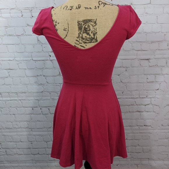 Hollister Round Neck Mini Dress XS - Picture 2 of 3